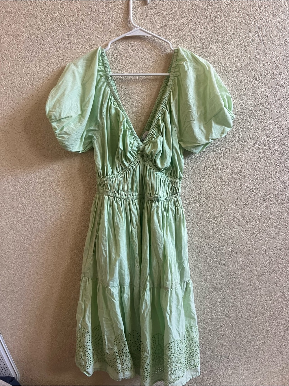 Light Green Puff Sleeve Midi Dress